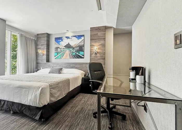 Bed and breakfast Elite 47 Interlomas 3*